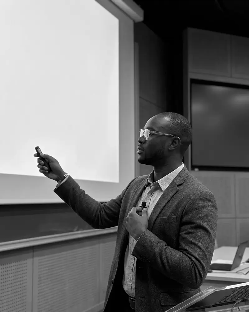 Maître Demba MBOW, docteur en droit et enseignant à la Faculté de droit de Besançon